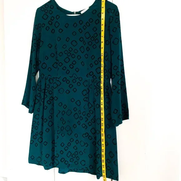 urban outfitters long sleeve 100% silk teal dress - Picture 2 of 10